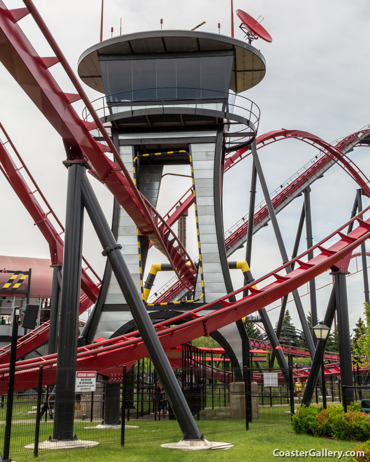 B&M Wing Coaster