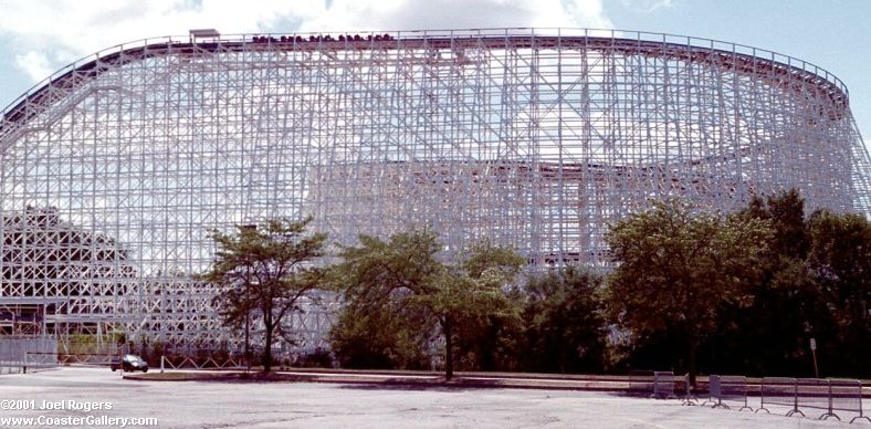 American Eagle wooden rollercoaster at Marriot's Great America