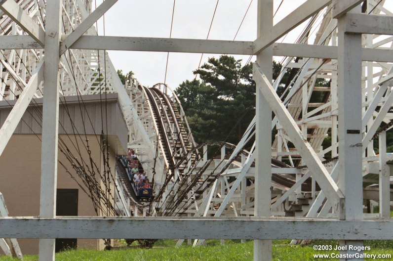 Herbert Schmeck designed thrill ride - Comet roller coaster at Hersheypark