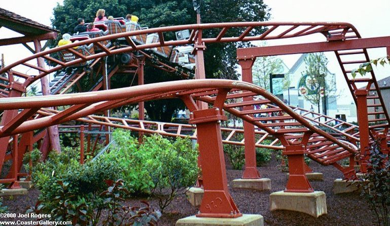 Woodstock's Express family roller coaster