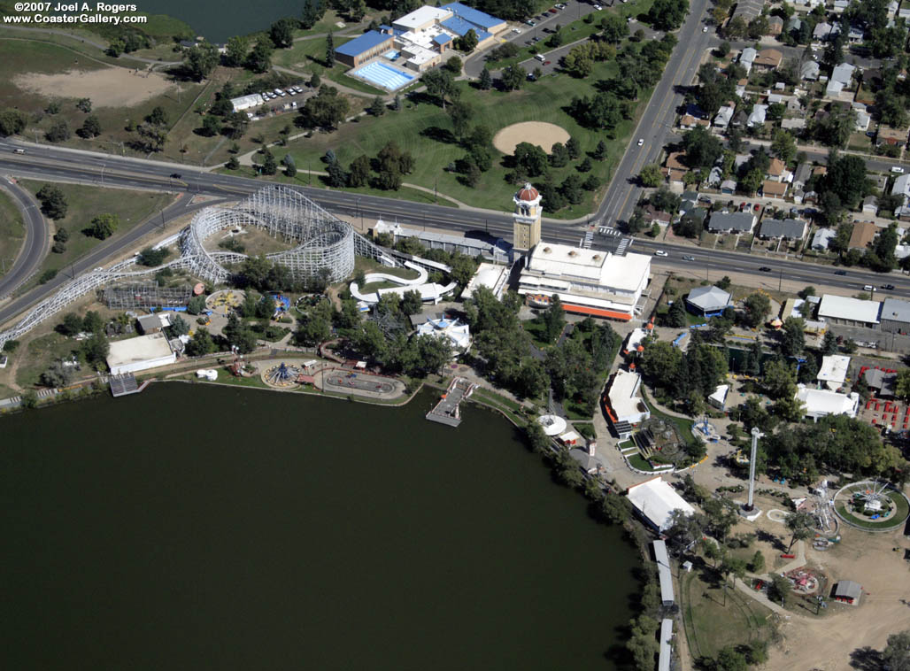 Lakeside Amusement Park and the Tower of Jewels