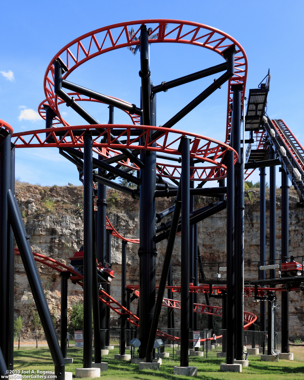 Tony Hawk spinning roller coaster