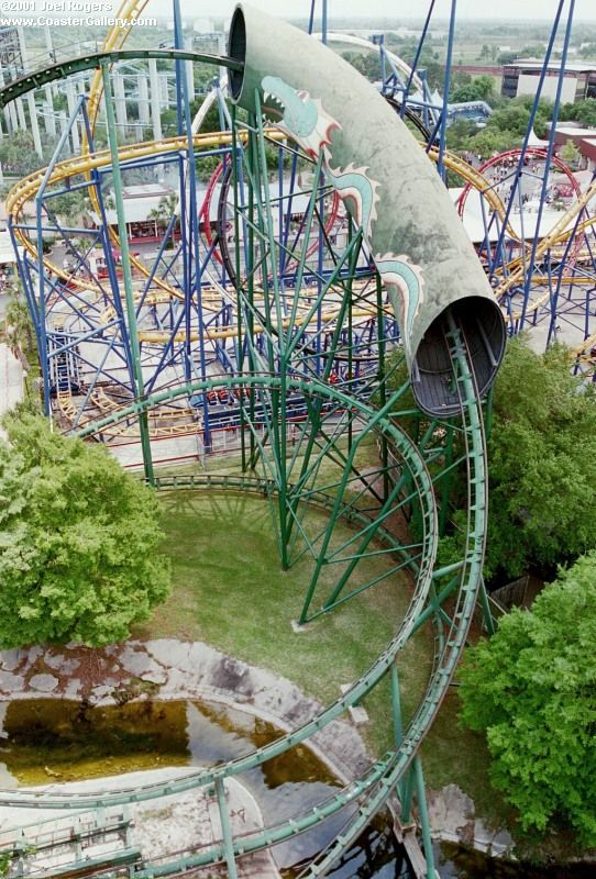 Viper and Texas Tornado roller coasters