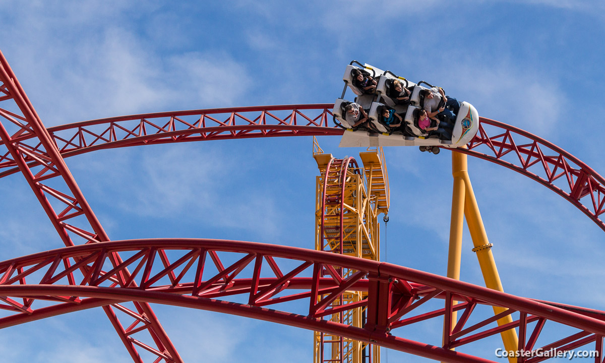 Dare Devil Dive at Six Flags Over Georgia