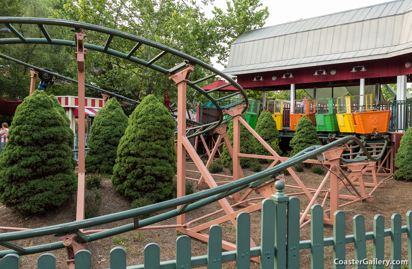 Sideshow Spin roller coaster