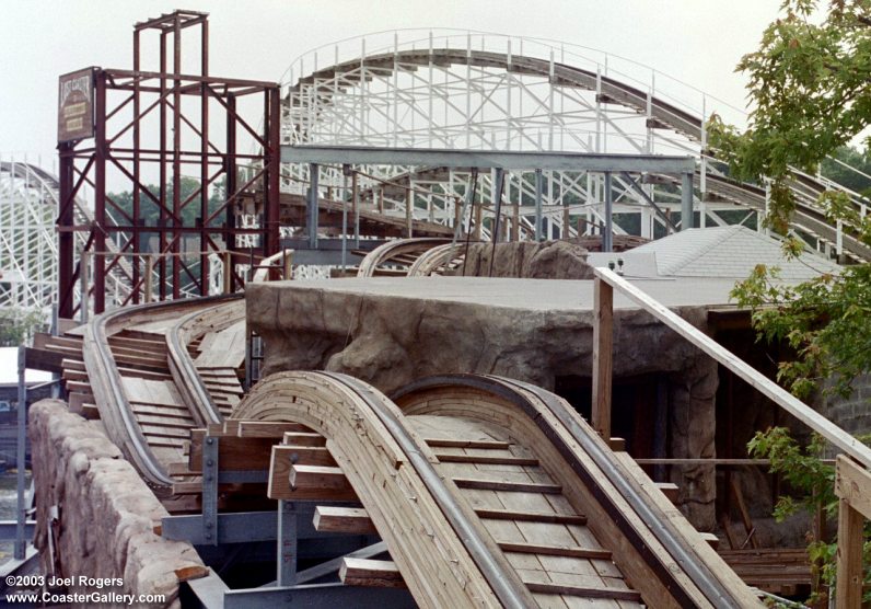 Exterior view of Lost Coaster of Superstition Mountain