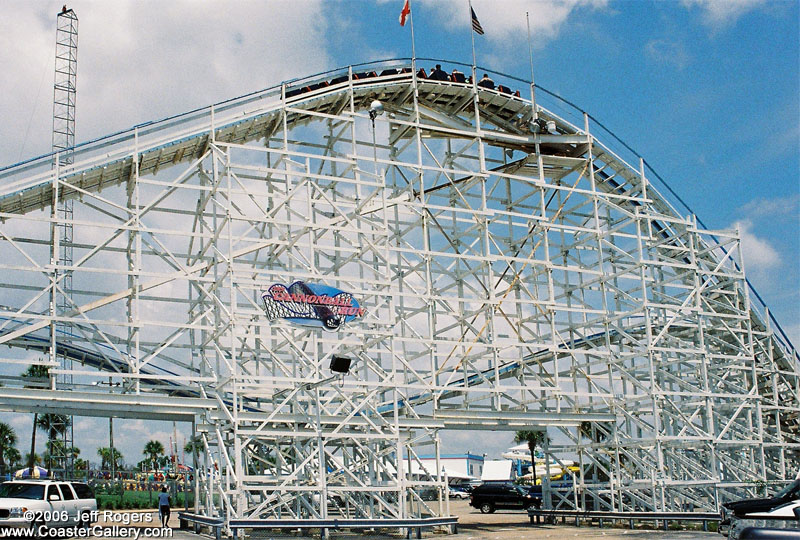 Cannonball Run's lift hill