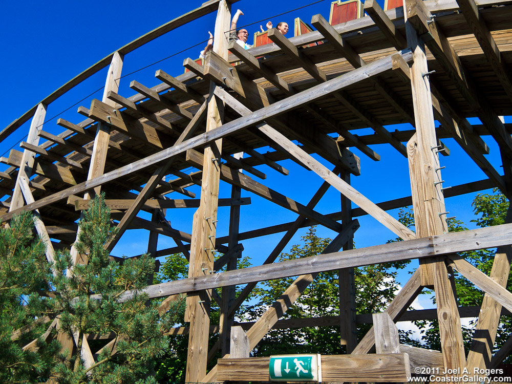 Roller coaster and exit sign in Denmark - Rutschebane og exit skilt i Danmark