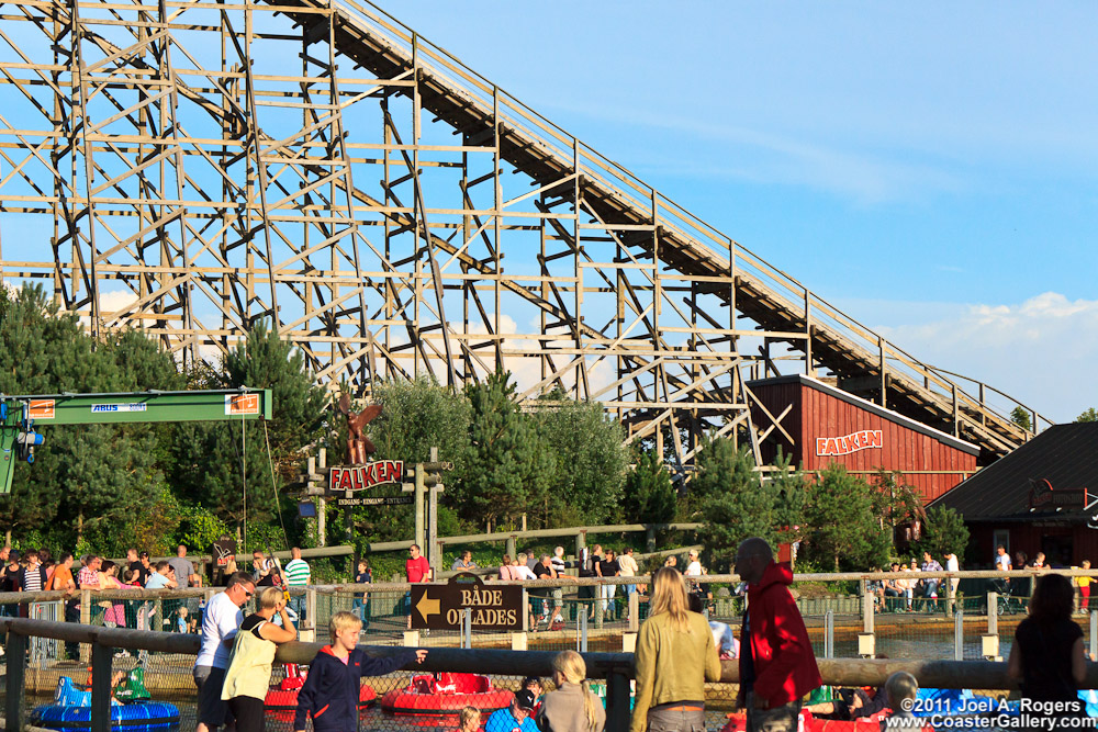 Wooden roller coaster in northern Europe - Træ rutschebane i Nordeuropa