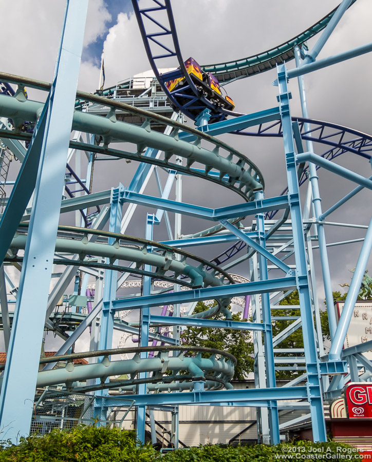 Pictures of the Jetline roller coaster.