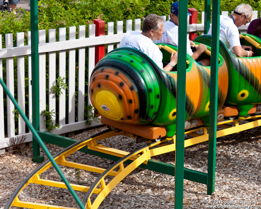 Karlo's Taxi - Wacky Worm at Djurs Sommerland