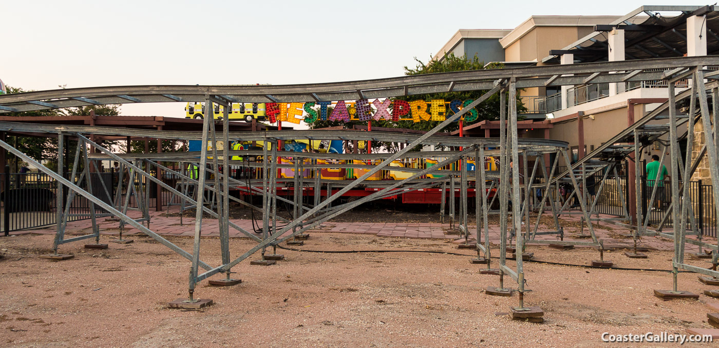 Zamperla Mini Mouse - Fiesta Express