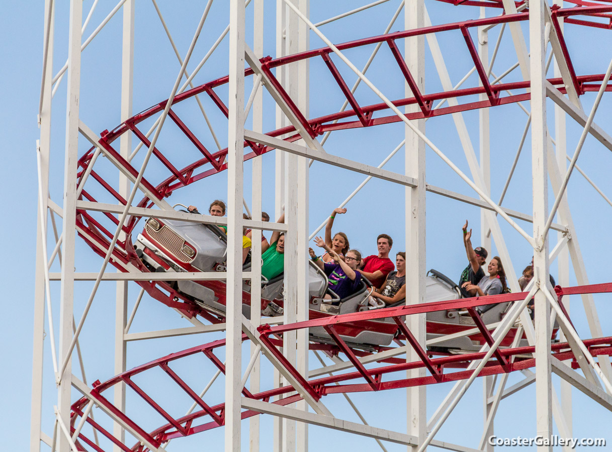 Pinfari Zyklon Z64 Mouse Trap Coaster at Wonderland Park