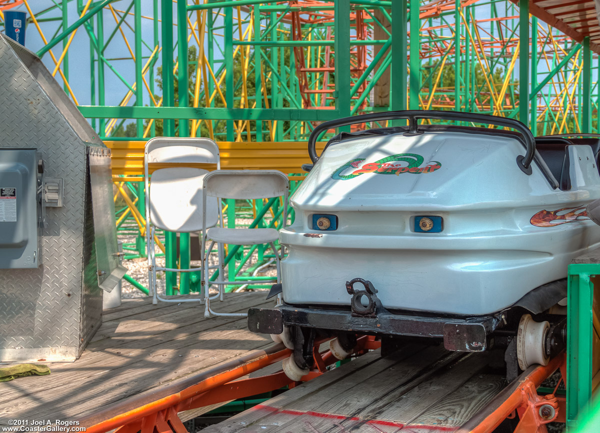 Wheel assembly systems on a modern roller coaster