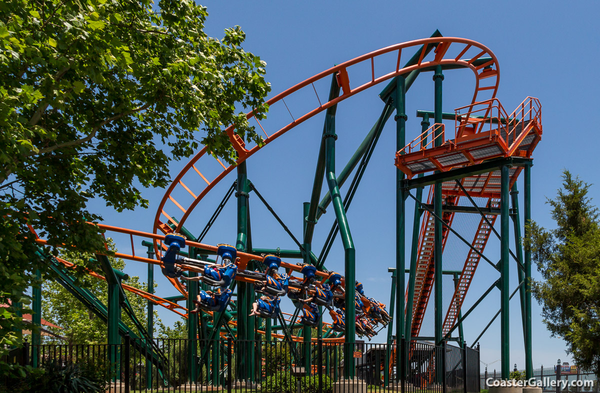 Steel Lasso at Frontier City