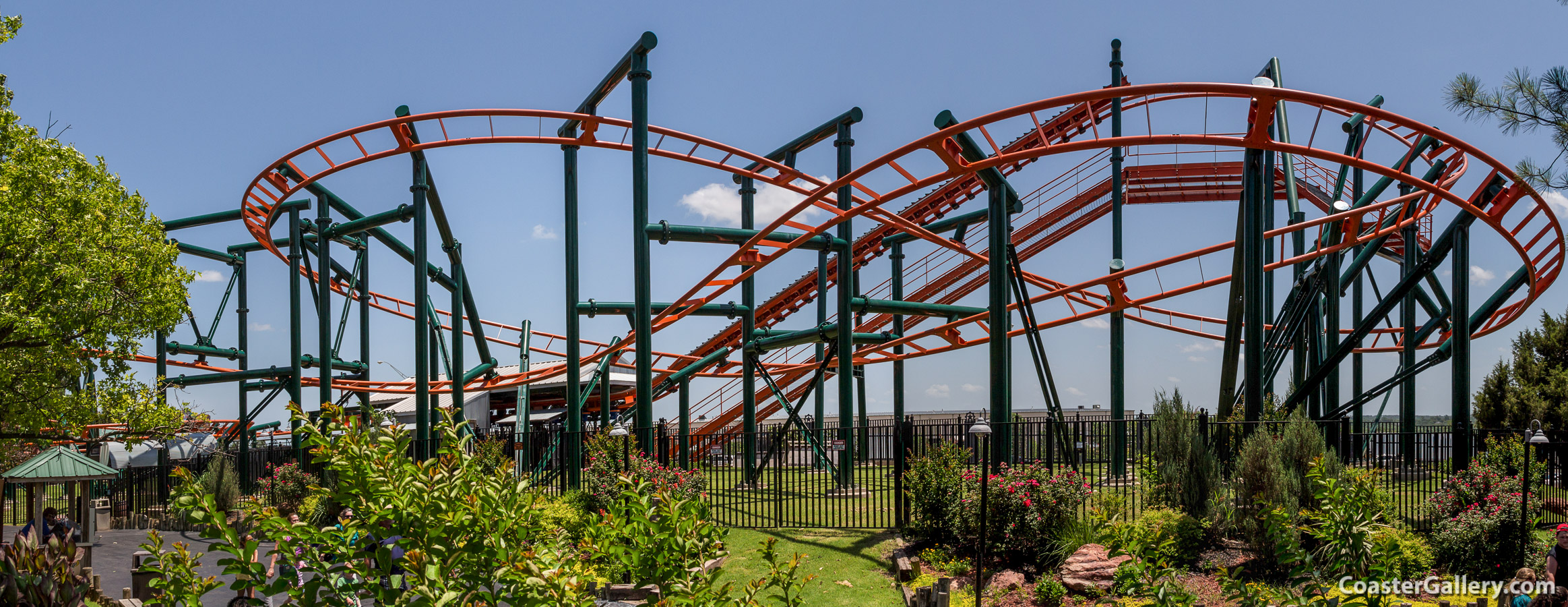 Suspended Family Coasters built by Vekoma - 342m, 395m, 453m