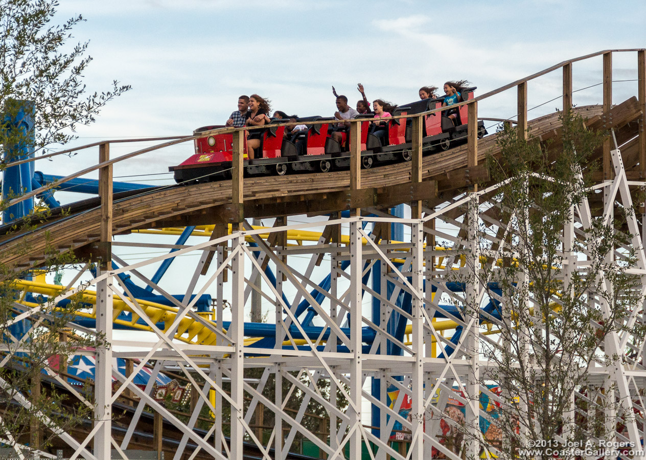 Millennium Flyer trains on White Lightning