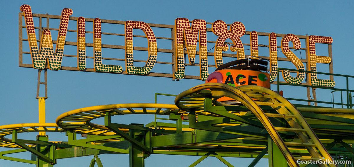 Wild Mouse roller coaster