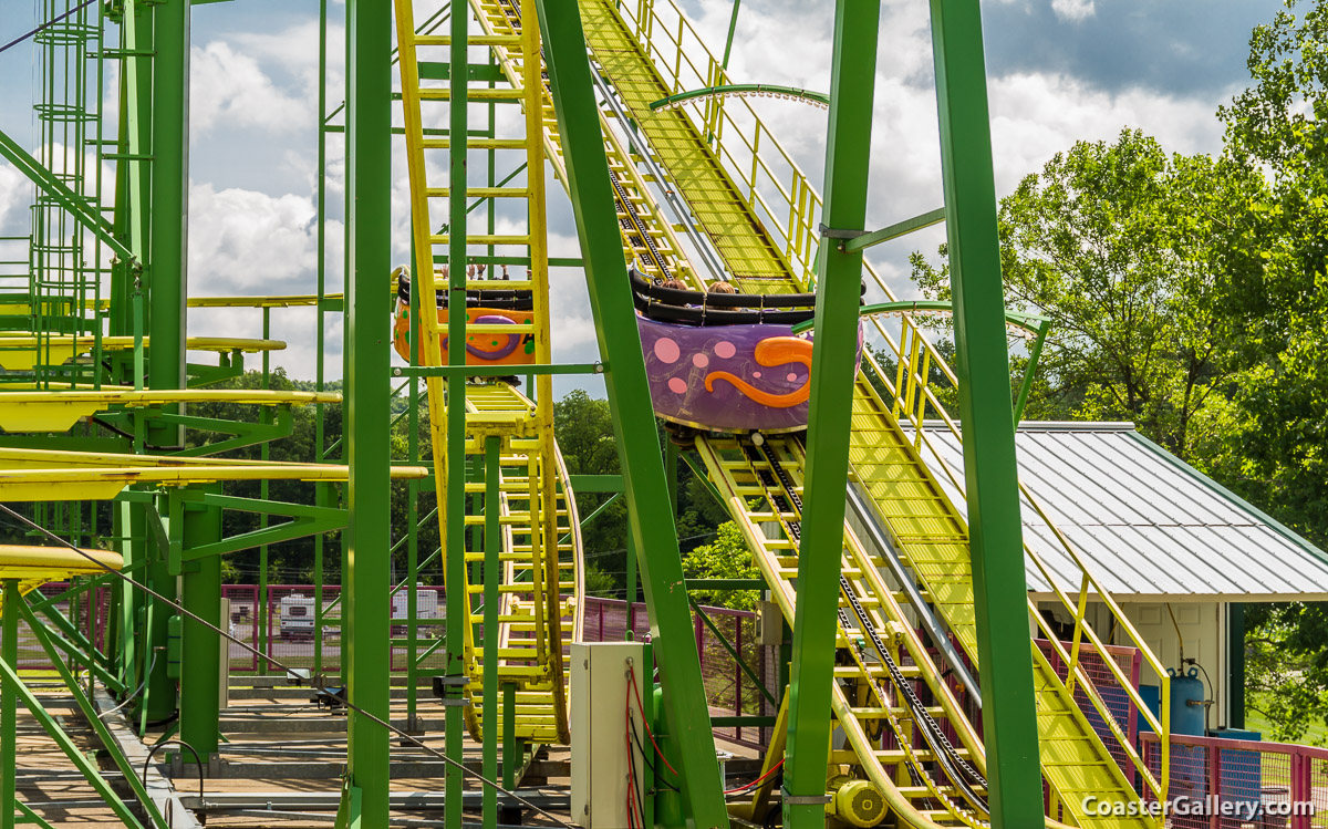 Chain lift hill on the Wild Mouse roller coaster