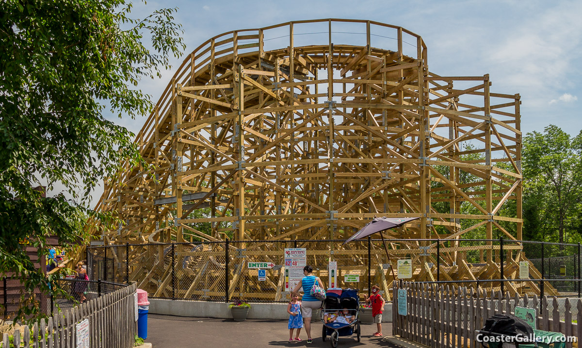 Roar-O-Saurus family coaster at Story Land