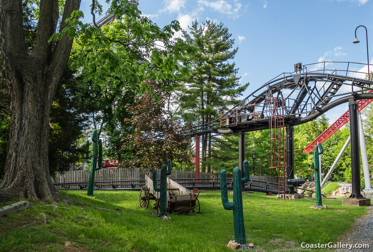 Hersheypark Railroad and Trailblazer roller coaster