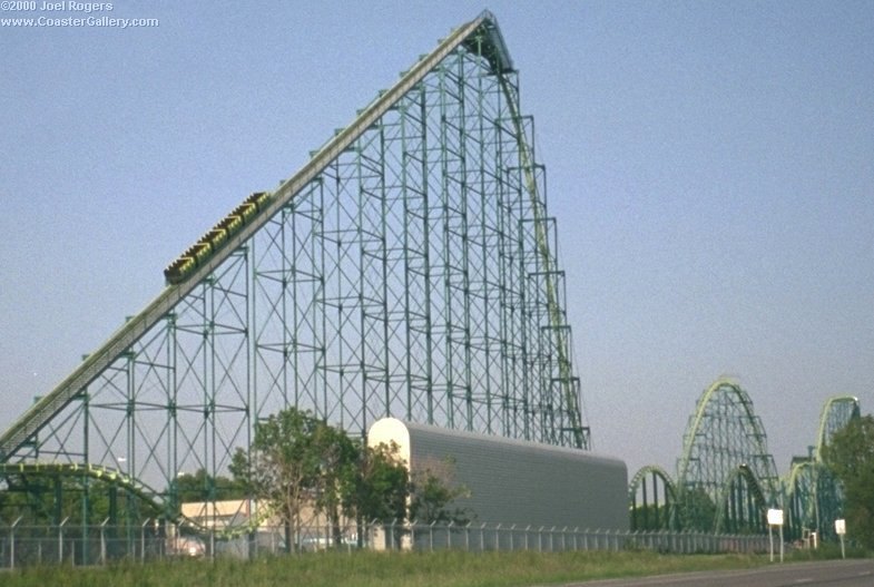 Profile of the Wild Thing roller coaster