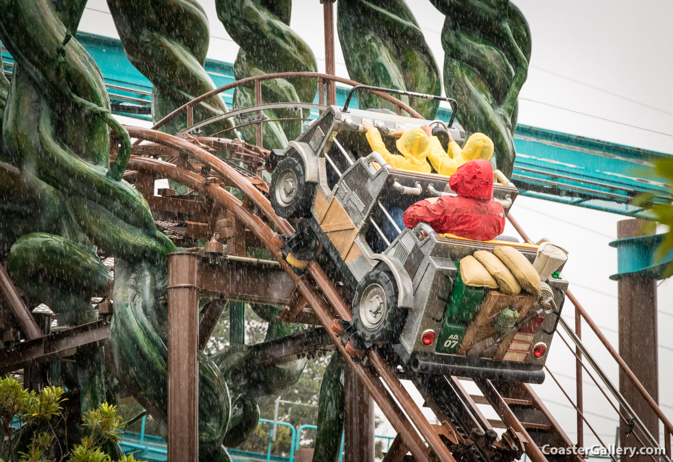 Adventure Drive roller coaster at Suzuka Circuit