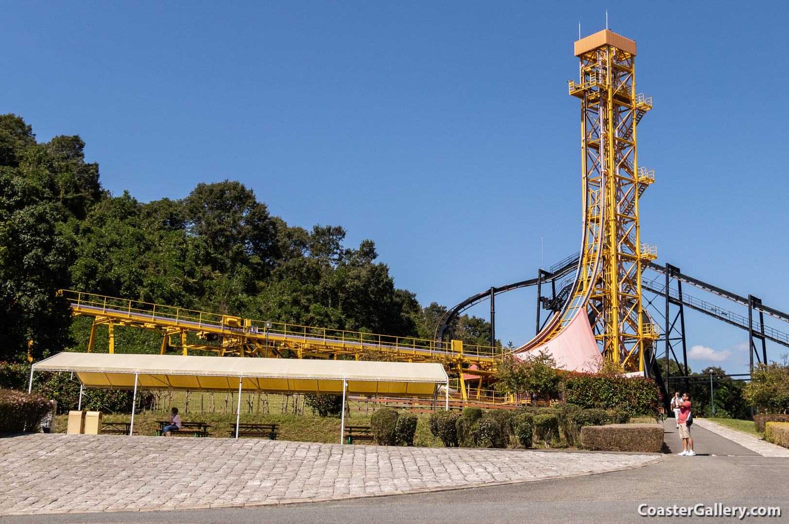 Intamin Free Fall at Himeji Central Park