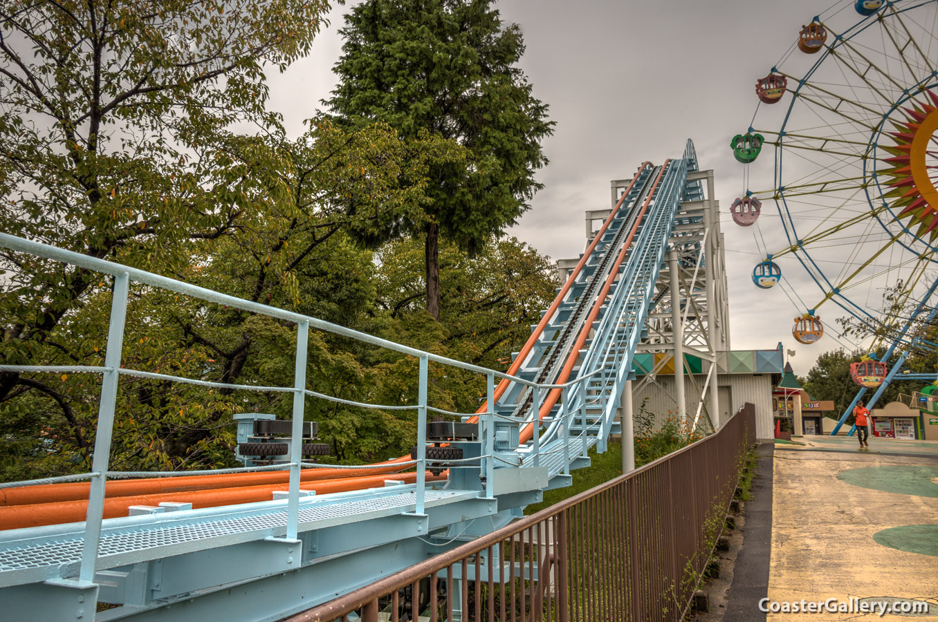 Picture of the Jet Coaster at the Higashiyama Zoo and Botanical Gardens