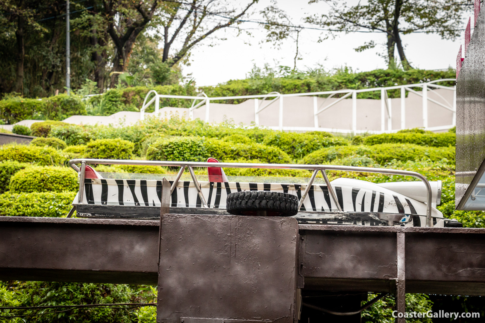 Slope Shooter roller coaster at the Higashiyama Zoo and Botanical Gardens