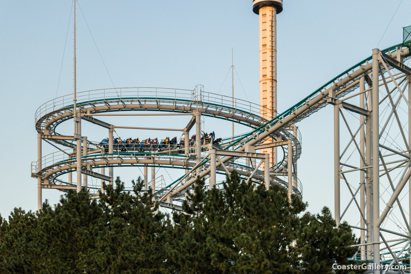 Coaster turning 360 degrees - Surf Coaster Leviathan